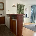 Romantic Getaway In Oldtown With Perfect View Apartment