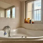 公寓 Romantic Getaway In Oldtown With Perfect View