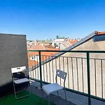 Romantic Getaway In Oldtown With Perfect View Apartment