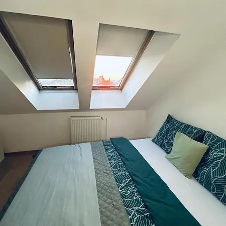 Romantic Getaway In Oldtown With Perfect View דירה *